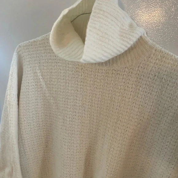 Theory Oversized  Tunic Sabine Wool Sweater L - Picture 8 of 9